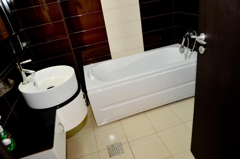 Arlequin Apartments Mamaia Luaran gambar